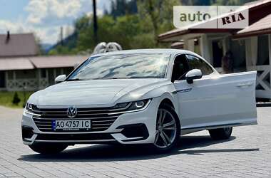 Ліфтбек Volkswagen Arteon 2017 в Хусті