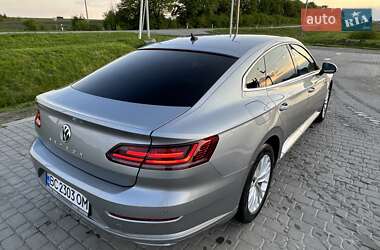 Лифтбек Volkswagen Arteon 2017 в 