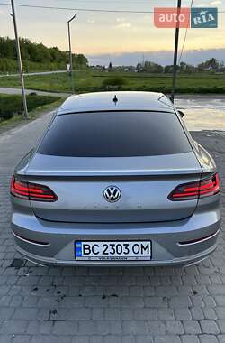 Лифтбек Volkswagen Arteon 2017 в 