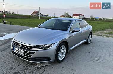Лифтбек Volkswagen Arteon 2017 в 
