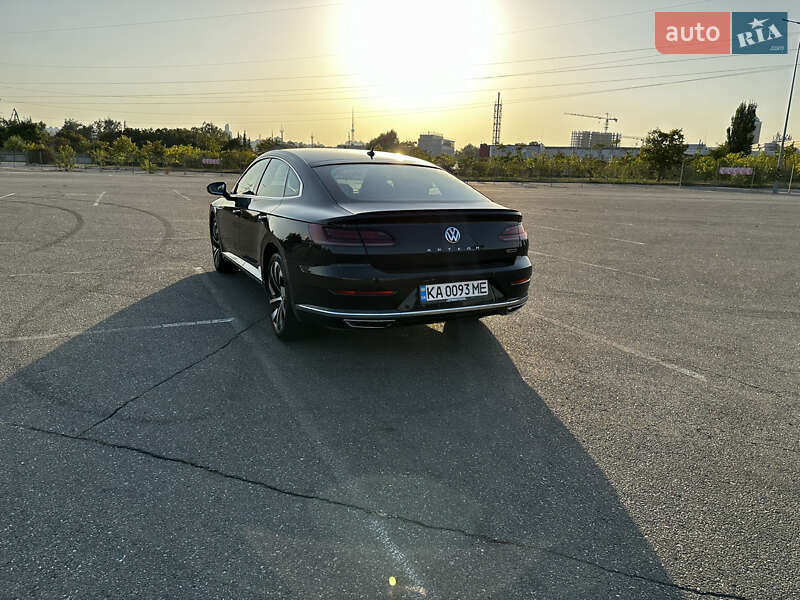 Лифтбек Volkswagen Arteon 2017 в Киеве
