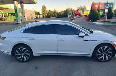 Лифтбек Volkswagen Arteon 2021 в 