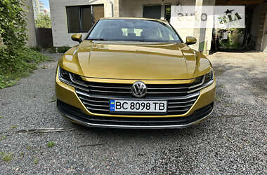 Лифтбек Volkswagen Arteon 2018 в Львове