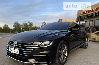 Лифтбек Volkswagen Arteon 2017 в 