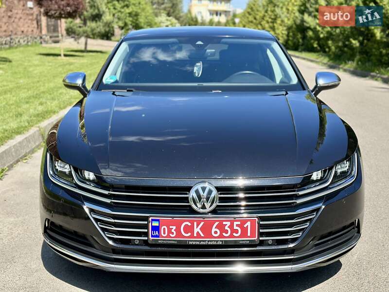 Лифтбек Volkswagen Arteon 2017 в Киеве фото 41 Лифтбек Volkswagen Arteon 2017 в Киеве