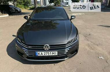 Лифтбек Volkswagen Arteon 2017 в Киеве