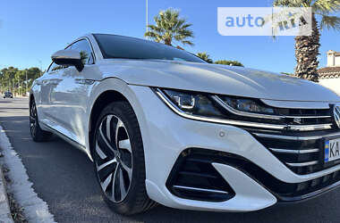 Лифтбек Volkswagen Arteon 2024 в Киеве