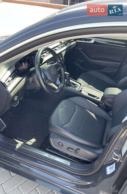 Лифтбек Volkswagen Arteon 2021 в Ромнах