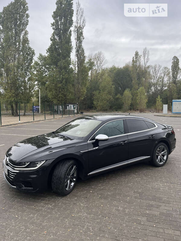 Лифтбек Volkswagen Arteon 2017 в Запорожье