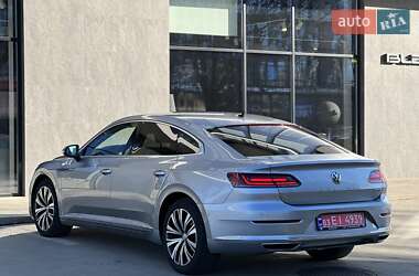 Ліфтбек Volkswagen Arteon 2017 в Ужгороді