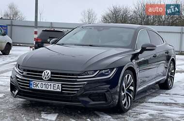 Ліфтбек Volkswagen Arteon 2018 в Дубні