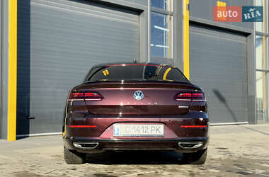 Ліфтбек Volkswagen Arteon 2017 в 