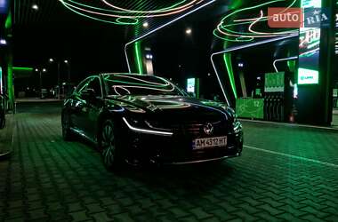 Лифтбек Volkswagen Arteon 2020 в 