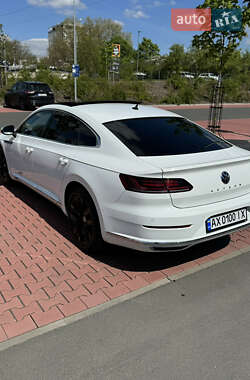 Лифтбек Volkswagen Arteon 2019 в 