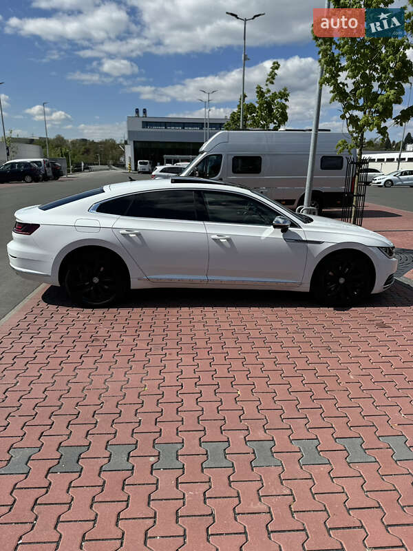 Ліфтбек Volkswagen Arteon 2019 в Києві