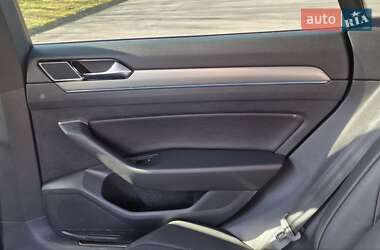 Лифтбек Volkswagen Arteon 2018 в 