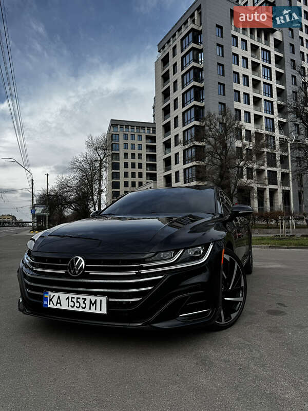 Лифтбек Volkswagen Arteon 2020 в Киеве