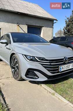 Ліфтбек Volkswagen Arteon 2021 в 