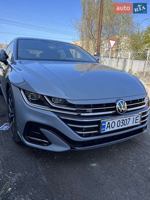 Ліфтбек Volkswagen Arteon 2021 в 