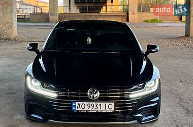 Лифтбек Volkswagen Arteon 2018 в 