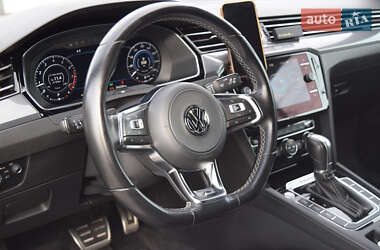 Лифтбек Volkswagen Arteon 2017 в 