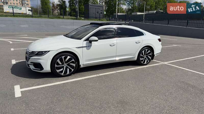 Лифтбек Volkswagen Arteon 2018 в 