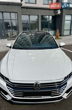 Ліфтбек Volkswagen Arteon 2018 в 
