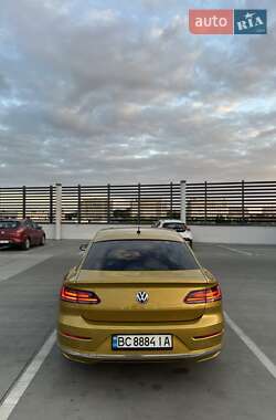 Лифтбек Volkswagen Arteon 2018 в 