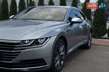 Лифтбек Volkswagen Arteon 2017 в 