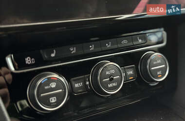 Лифтбек Volkswagen Arteon 2017 в 