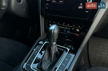 Лифтбек Volkswagen Arteon 2019 в 