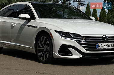 Лифтбек Volkswagen Arteon 2018 в 