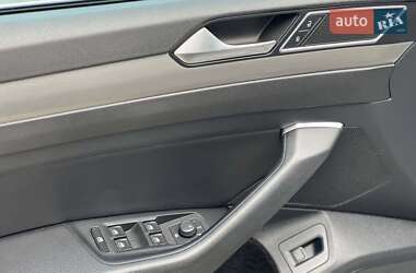Лифтбек Volkswagen Arteon 2018 в 