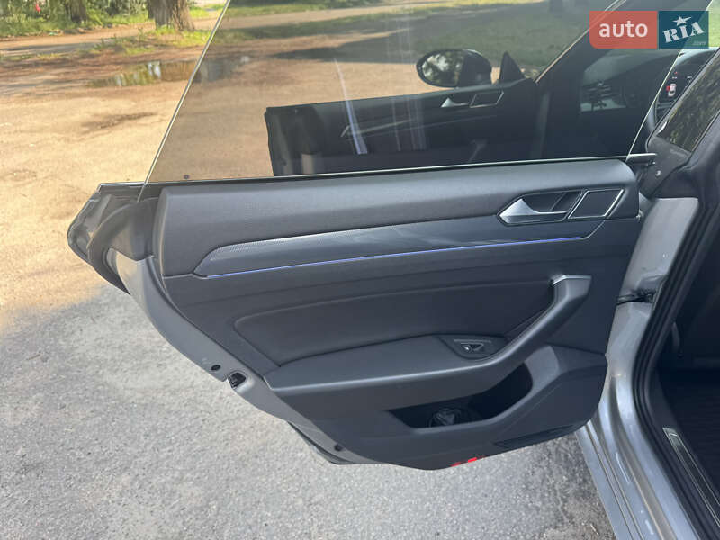 Лифтбек Volkswagen Arteon 2019 в Киеве