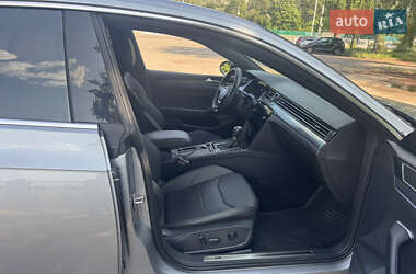 Лифтбек Volkswagen Arteon 2019 в 