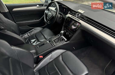Лифтбек Volkswagen Arteon 2017 в 