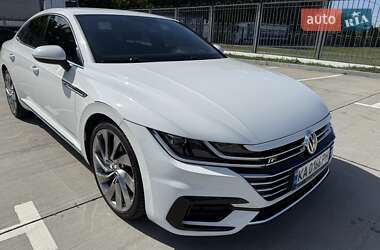 Лифтбек Volkswagen Arteon 2019 в 