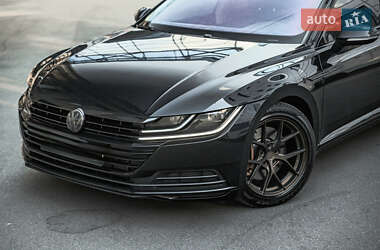 Лифтбек Volkswagen Arteon 2018 в Полтаве