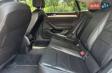 Лифтбек Volkswagen Arteon 2017 в 