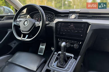 Лифтбек Volkswagen Arteon 2017 в 