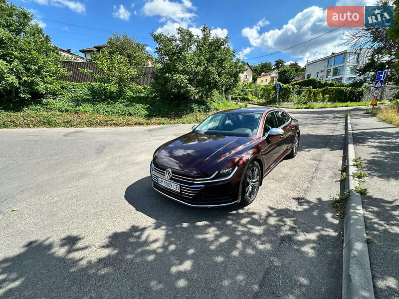 Лифтбек Volkswagen Arteon 2018 в Киеве