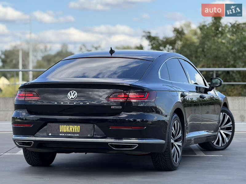 Лифтбек Volkswagen Arteon 2020 в Киеве
