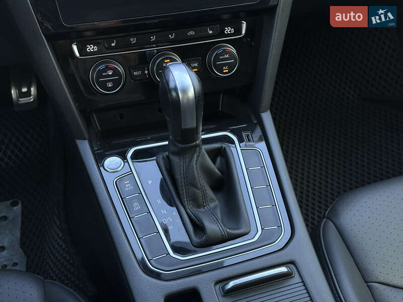 Лифтбек Volkswagen Arteon 2020 в Киеве