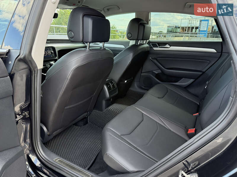 Лифтбек Volkswagen Arteon 2020 в Киеве