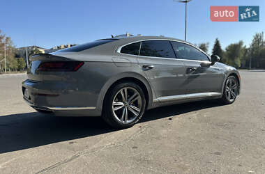 Лифтбек Volkswagen Arteon 2022 в 
