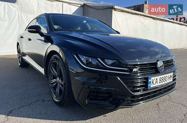 Лифтбек Volkswagen Arteon 2018 в Киеве
