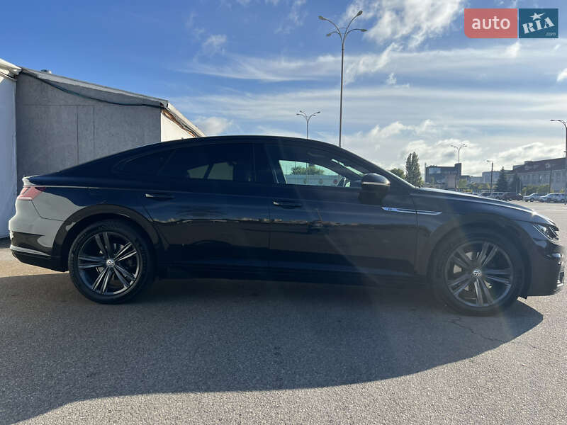 Ліфтбек Volkswagen Arteon 2018 в Києві фото 13 Ліфтбек Volkswagen Arteon 2018 в Києві
