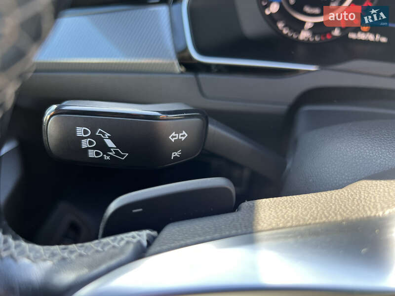 Ліфтбек Volkswagen Arteon 2018 в Києві фото 38 Ліфтбек Volkswagen Arteon 2018 в Києві