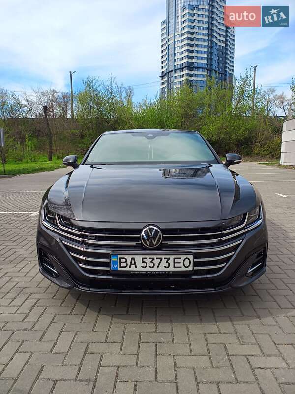 Лифтбек Volkswagen Arteon 2024 в 