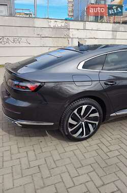 Лифтбек Volkswagen Arteon 2024 в 